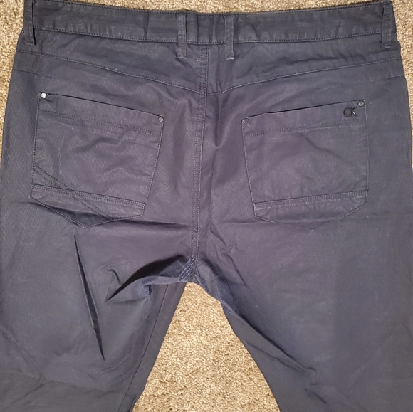 Calvin Klein Body Fit Pants - Picture 4 of 4